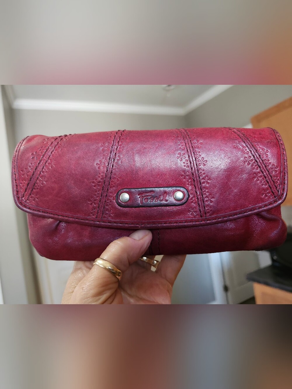 Vintage Fossil burgundy/Red embossed leather Wallet